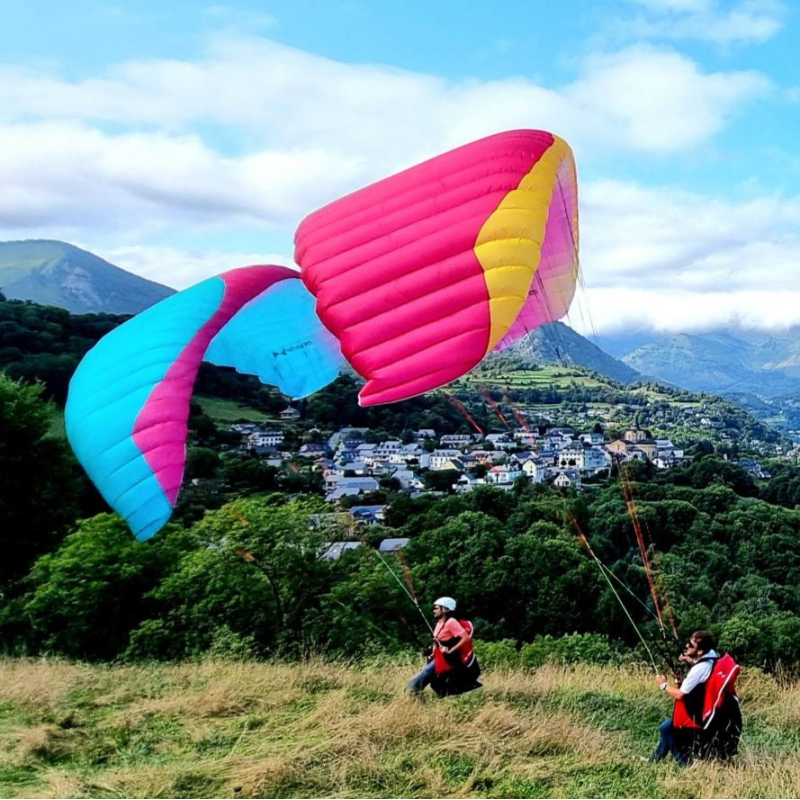 PARAPENTE NERVURES RAFALE