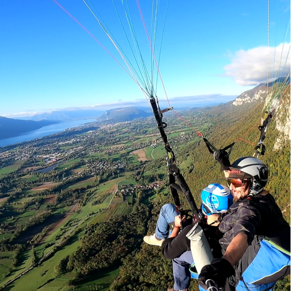 Vol Evasion Chambéry - Lac du Bourget - Survol du lac pendant le vol