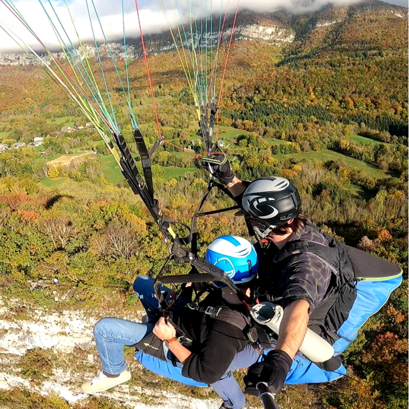 Vol Evasion Aix-les-Bains - Lac du Bourget vol au dessus de Chambéry et du massif du Revard et de la croix du Nivolet