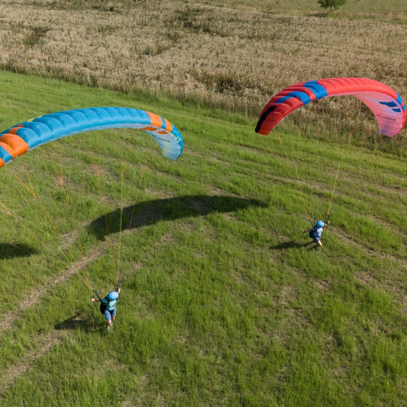 PARAPENTE OZONE ROADRUNNER