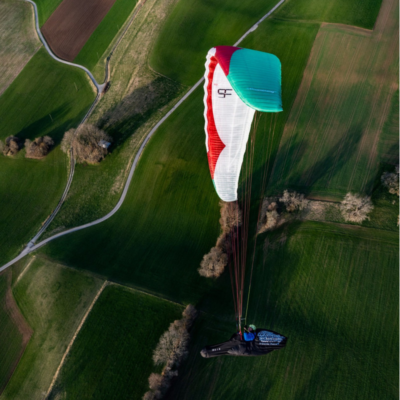 PARAPENTE GIN BOOMERANG 12