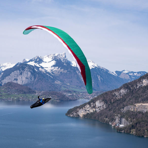 PARAPENTE GIN BOOMERANG 12