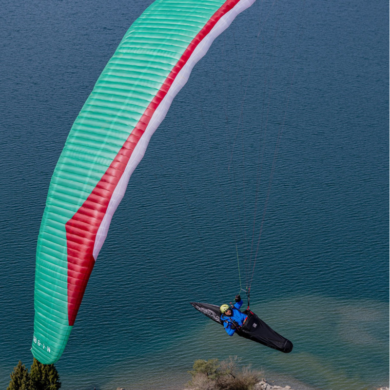 PARAPENTE GIN BOOMERANG 12