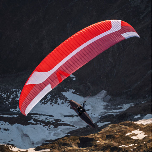 PARAPENTE SKYWALK POISON 4