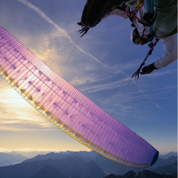 PARAPENTE NOVA SECTOR